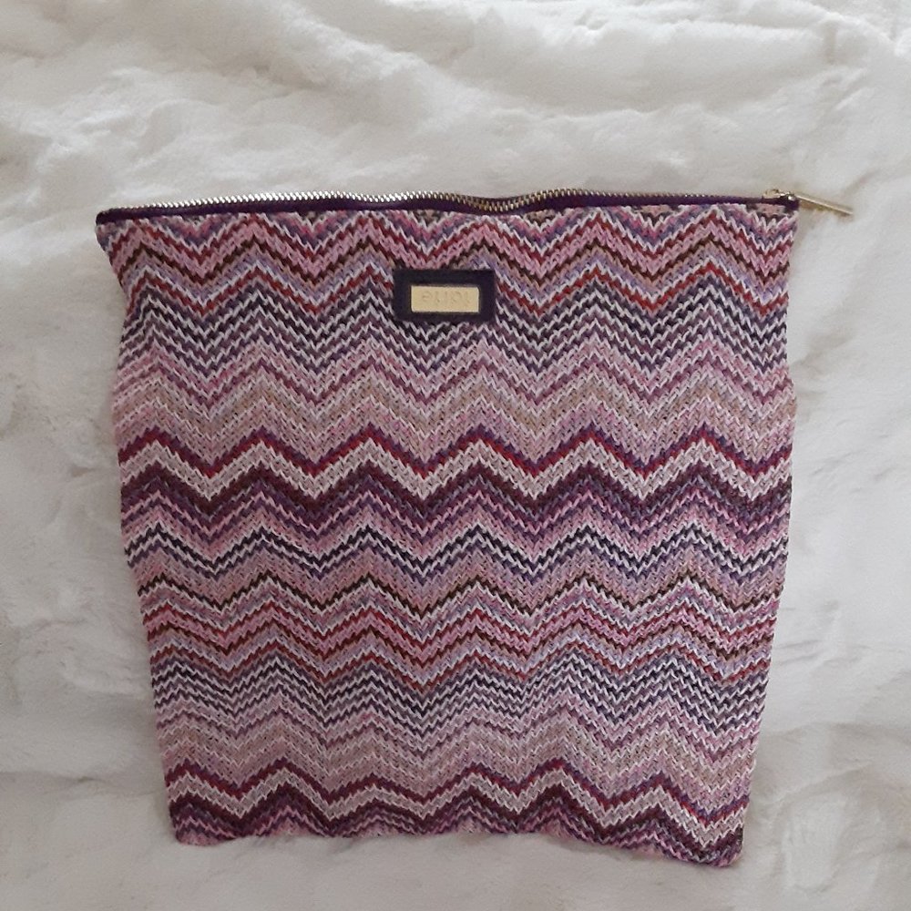 Tarte Makeup clutch NWOT